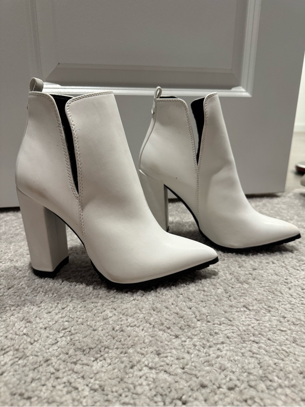 Qupid White Pointed Block Heel Ankle Booties